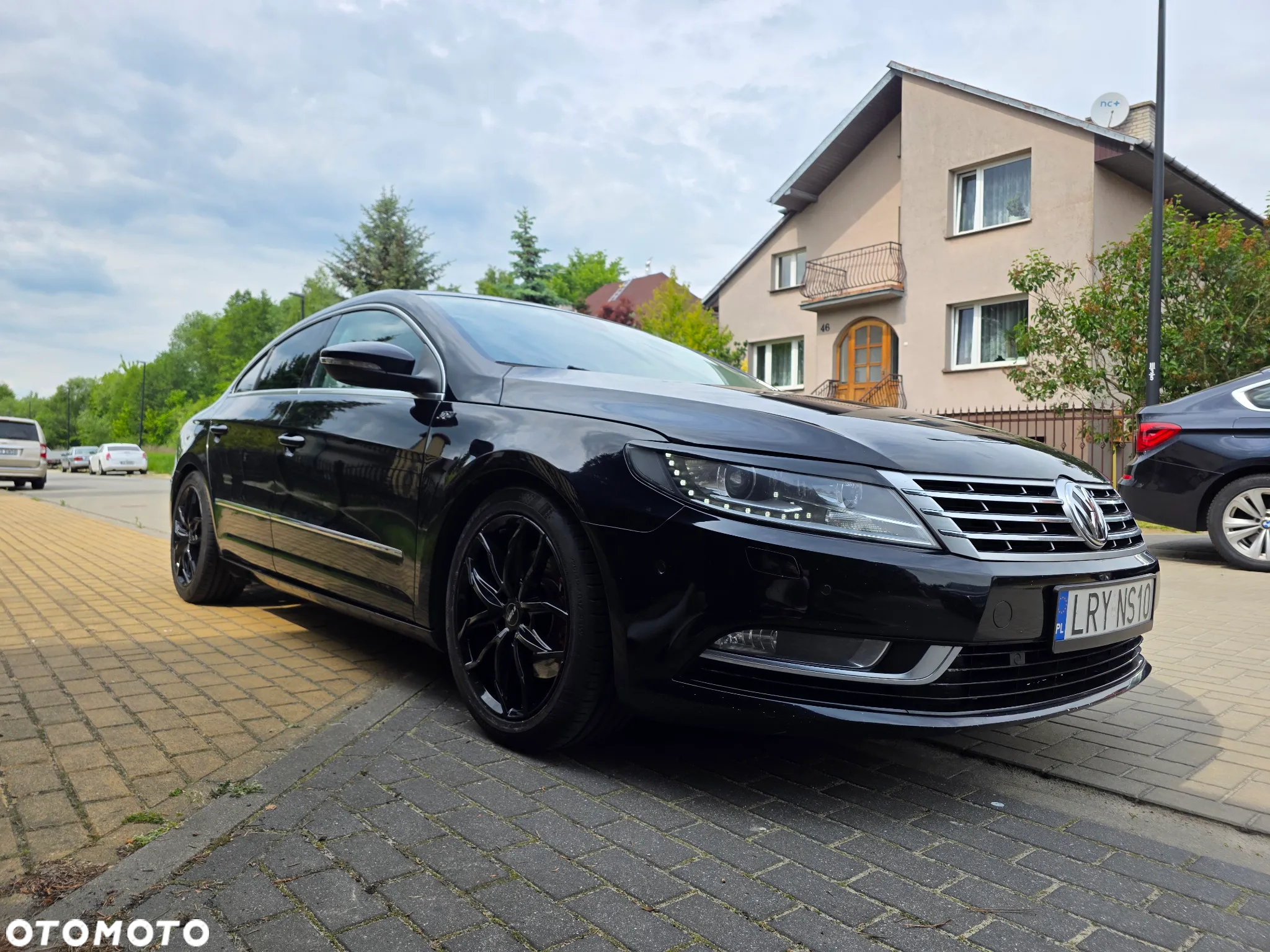 Volkswagen Passat - 4