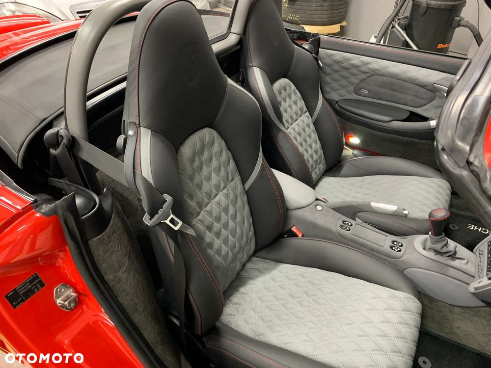 Porsche Boxster - 15