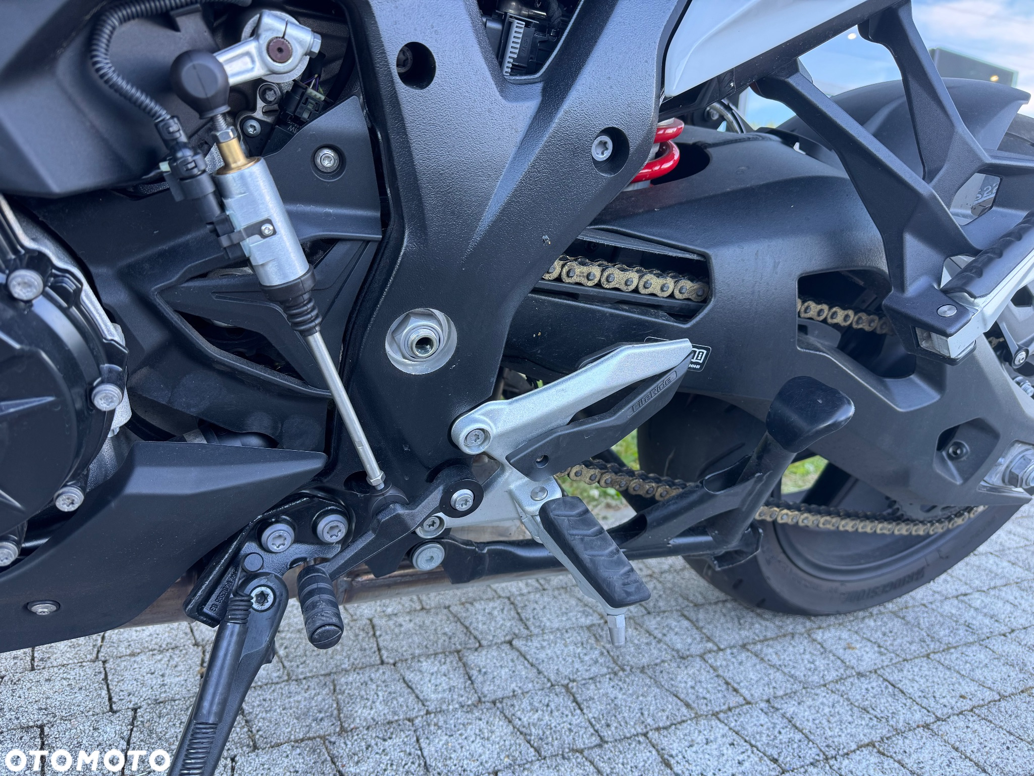 BMW XR - 12