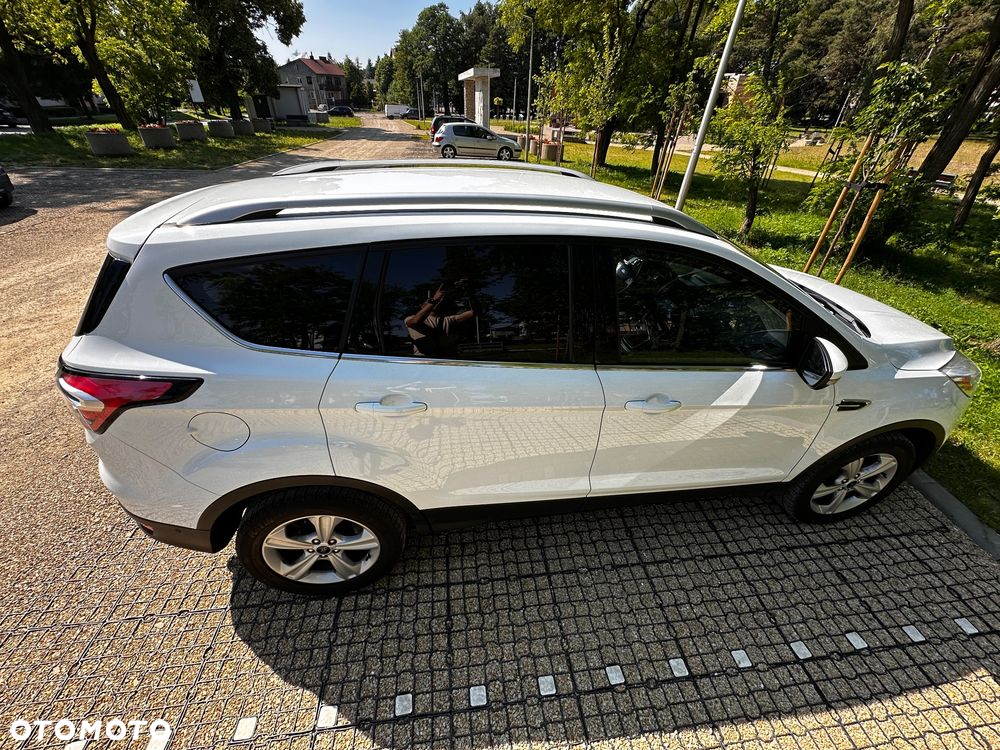 Ford Kuga 1.5 EcoBoost 2x4 Titanium - 7