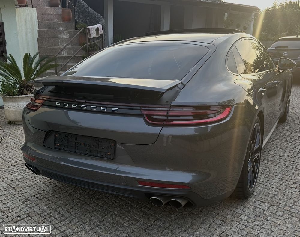 Porsche Panamera 4 S - 7
