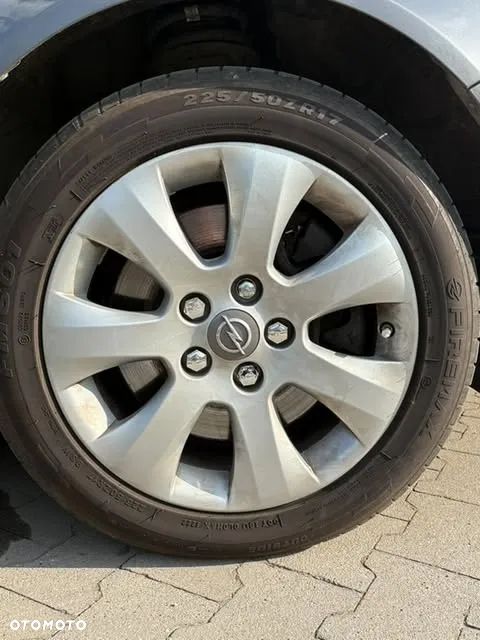 Opel Insignia 2.8 T V6 OPC - 11
