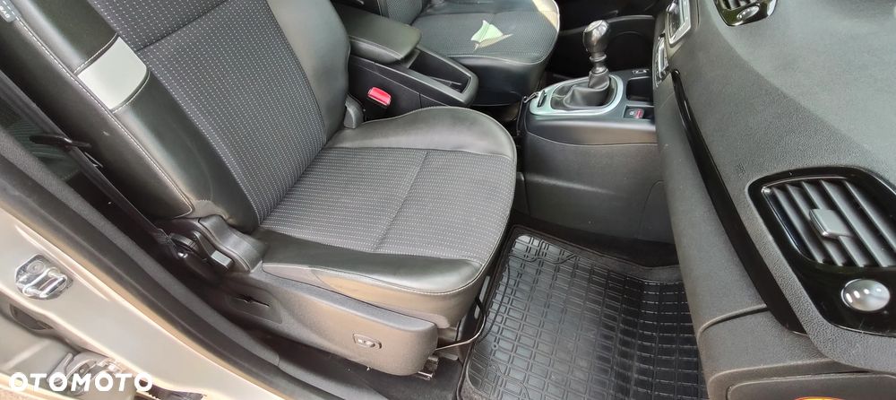Renault Scenic ENERGY TCe 115 Expression - 38