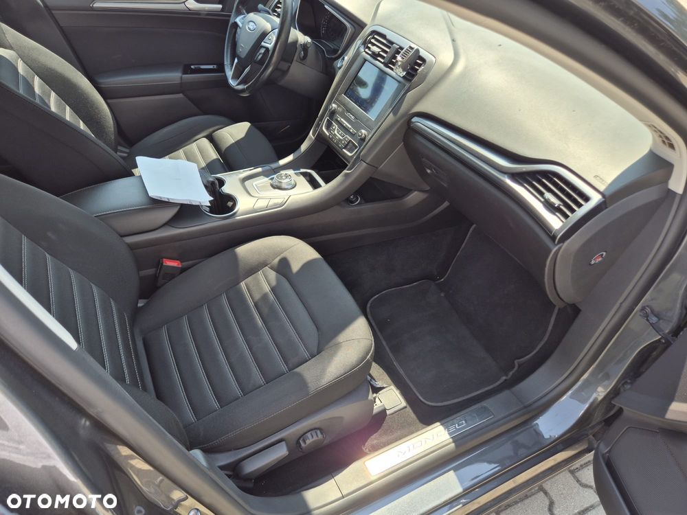 Ford Mondeo 2.0 EcoBlue Titanium - 12