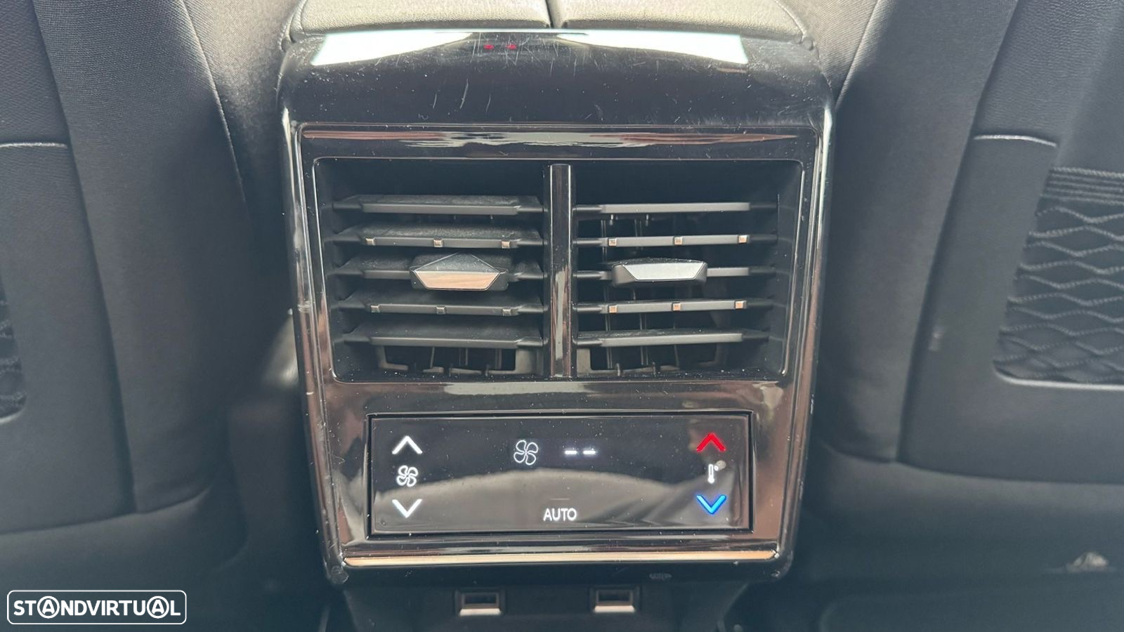 DS DS7 Crossback 1.5 BlueHDi Be Chic EAT8 - 11