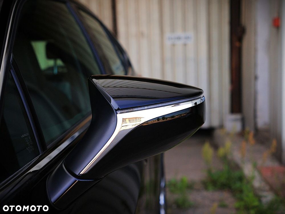Lexus UX 300h Elegance - 21