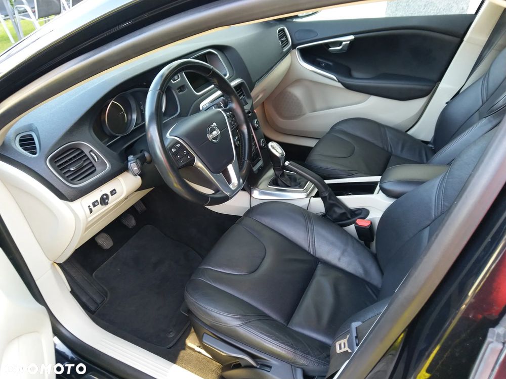 Volvo V40 D3 - 7