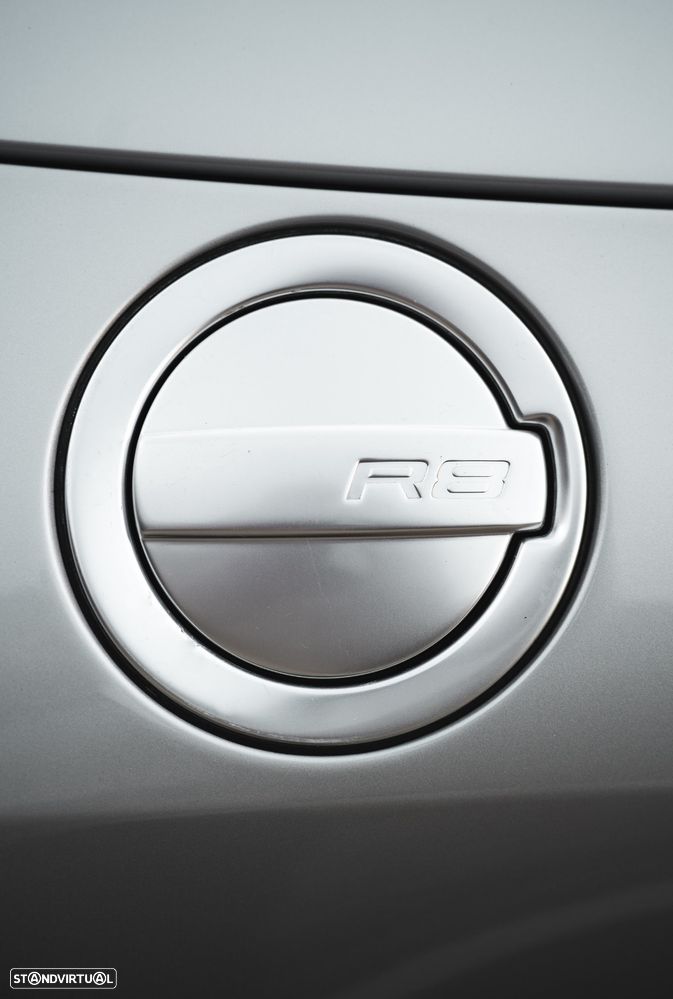 Audi R8 Spyder 4.2 FSI quattro R tronic - 41