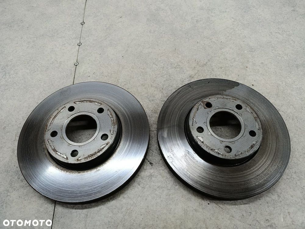 TARCZE HAMULCOWE PRZÓD VOLVO C30 09946411 BREMBO 1.6 D - 1