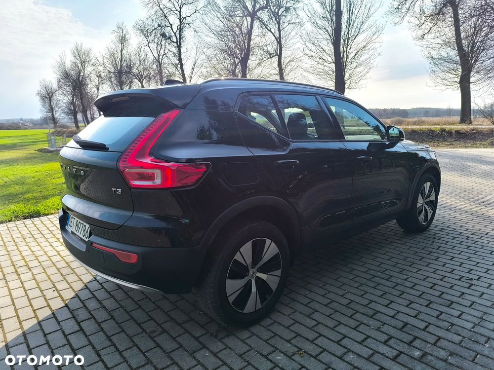 Volvo XC 40 T3 Momentum - 3