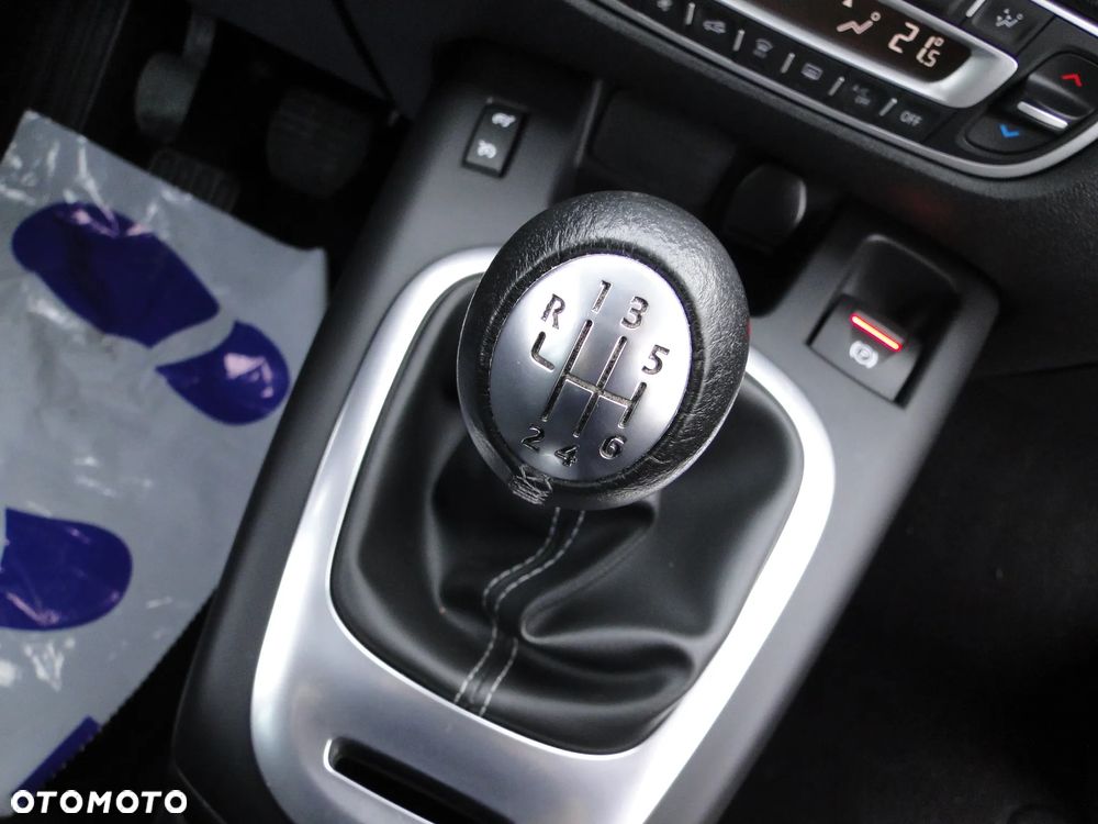 Renault Scenic ENERGY TCe 130 S&S LIMITED - 27