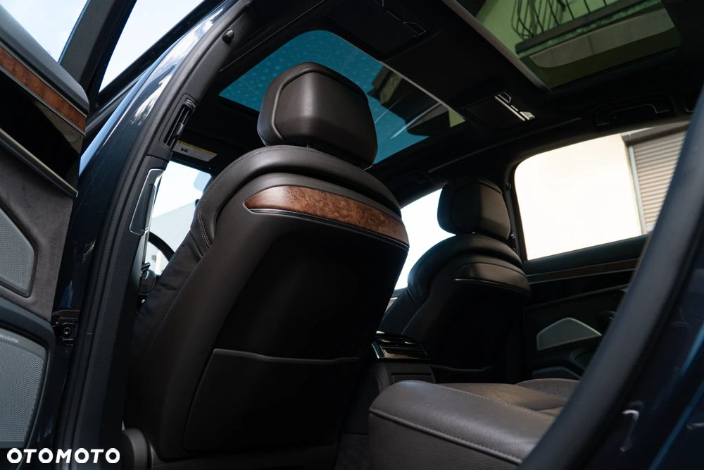 Audi A8 L 55 TFSI quattro tiptronic - 9