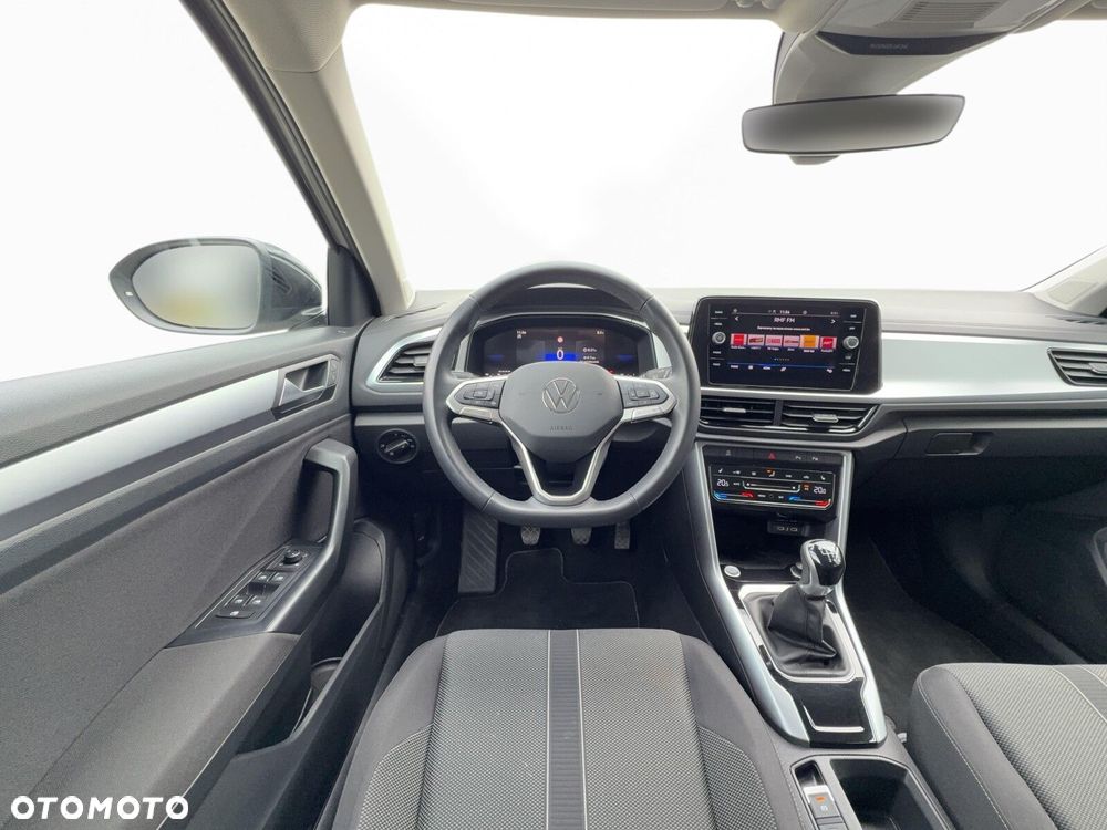 Volkswagen T-Roc - 16