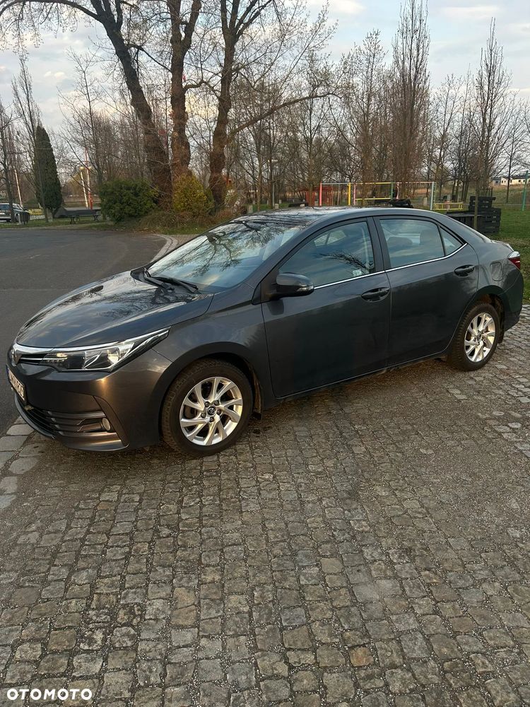 Toyota Corolla 1.6 Comfort - 5