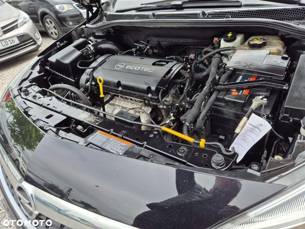 Opel Astra 1.6 Design Edition - 38