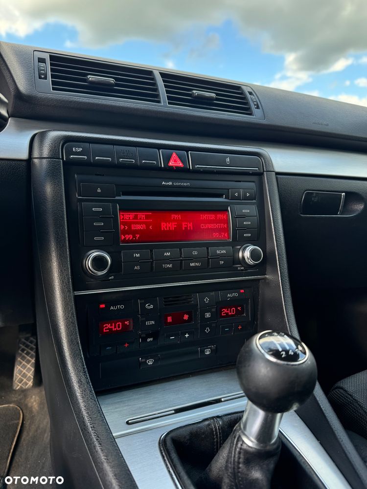 Audi A4 Limousine 1.8T - 21