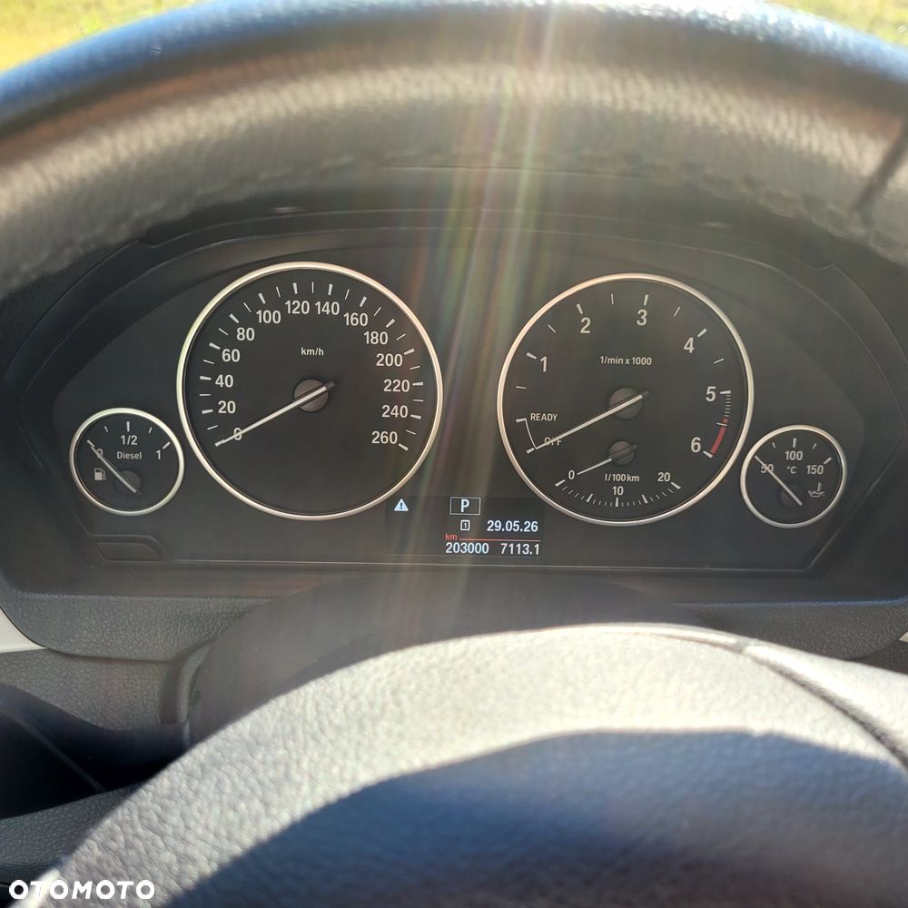 BMW Seria 3 320d - 8