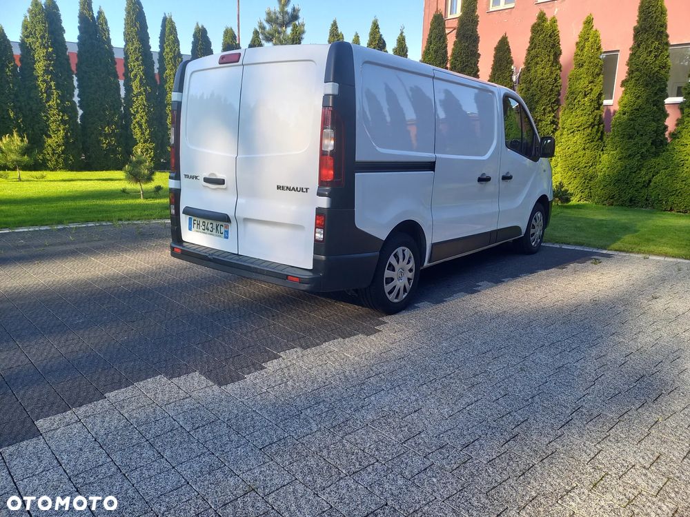 Renault trafic - 3