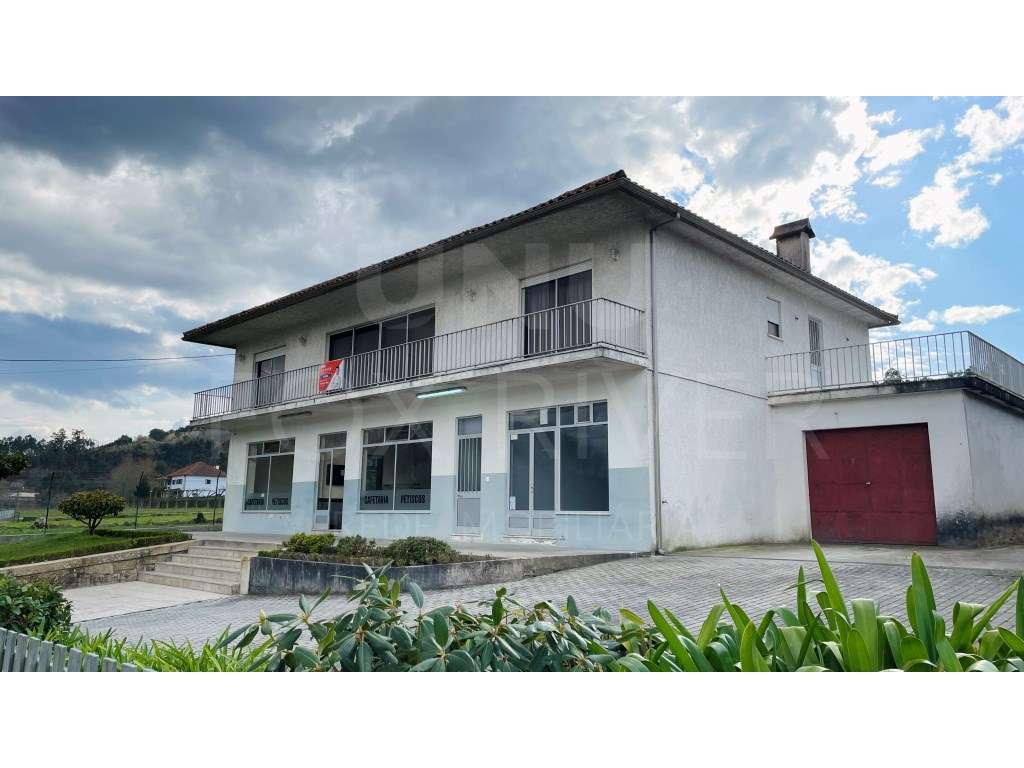 Moradia T4 Cossourado, Paredes de Coura - Grande imagem: 2/25