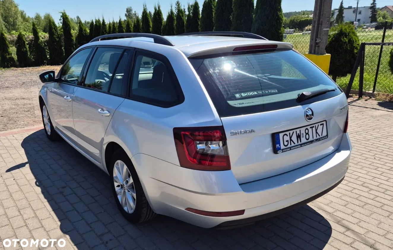 Skoda Octavia 1.6 TDI Ambition DSG - 4