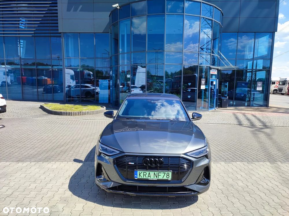 Audi e-tron 55 Quattro S Line - 9