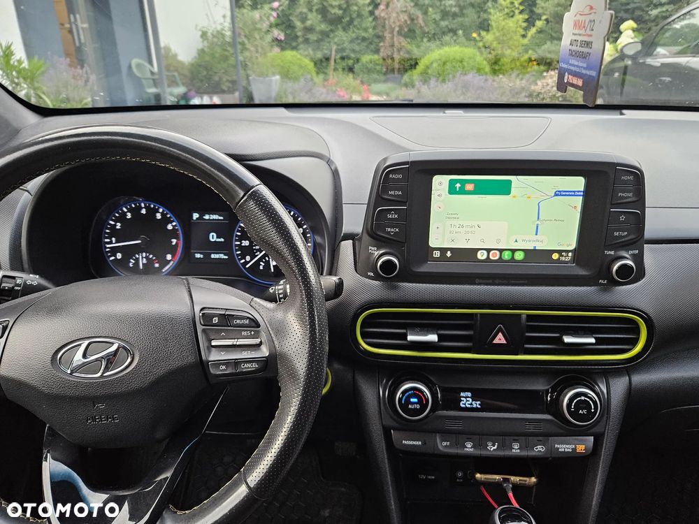 Hyundai Kona - 12