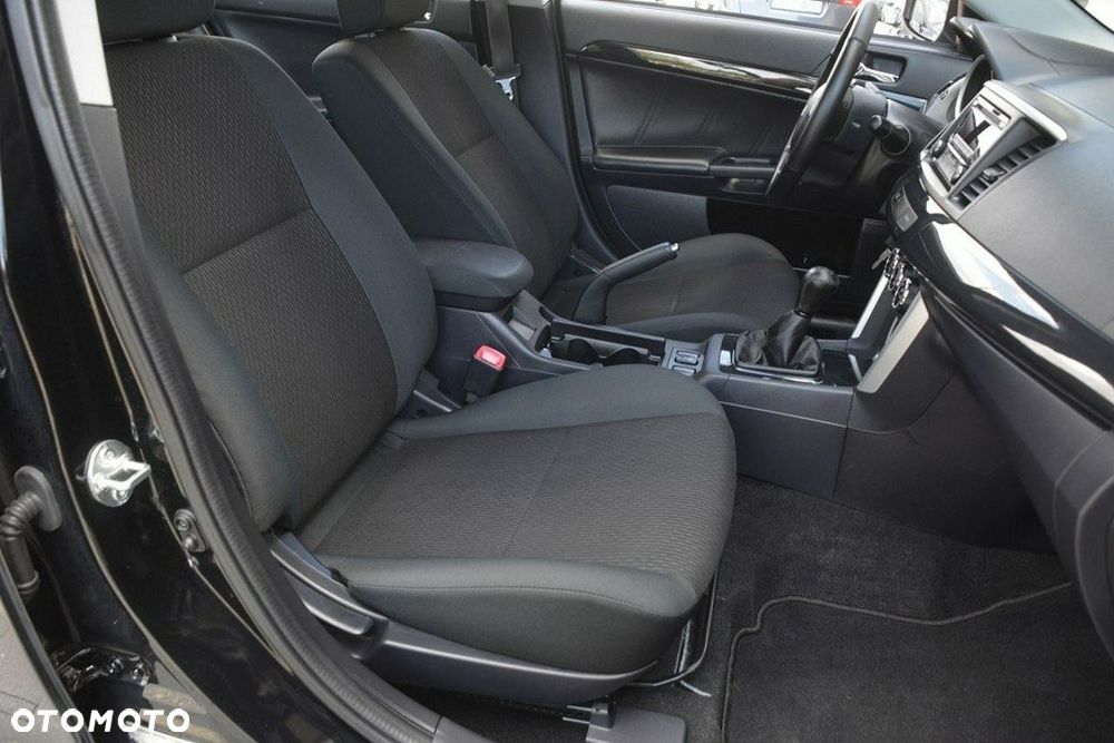 Mitsubishi Lancer 1.6 - 19