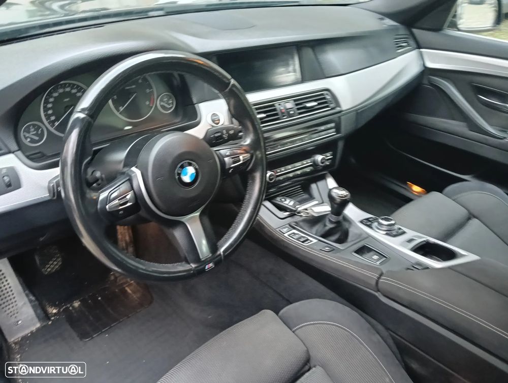 BMW 520 d Pack M - 23