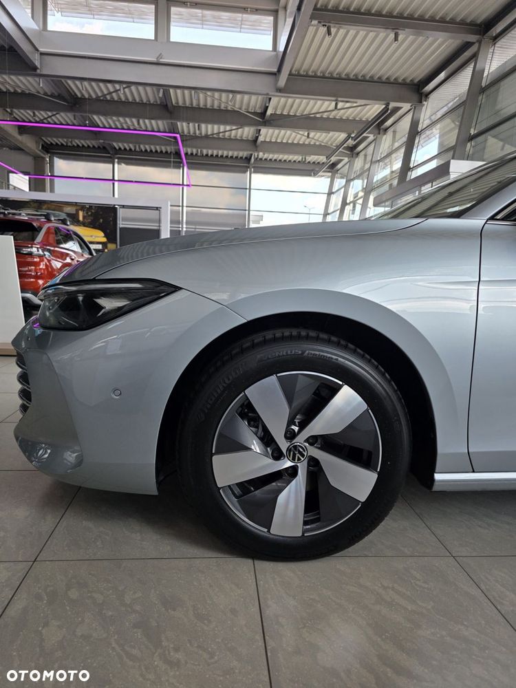 Volkswagen Passat Variant 1.5 TSI ACT mHEV Business Plus DSG - 23