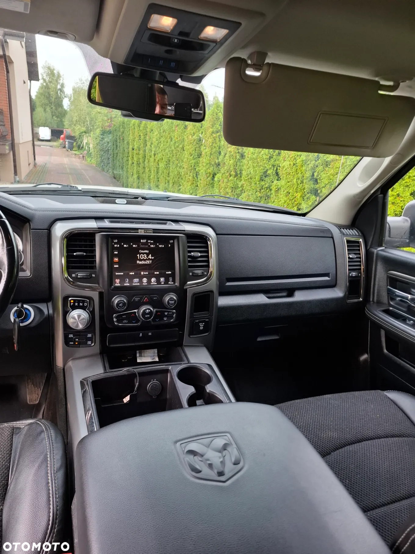 RAM 1500 - 12