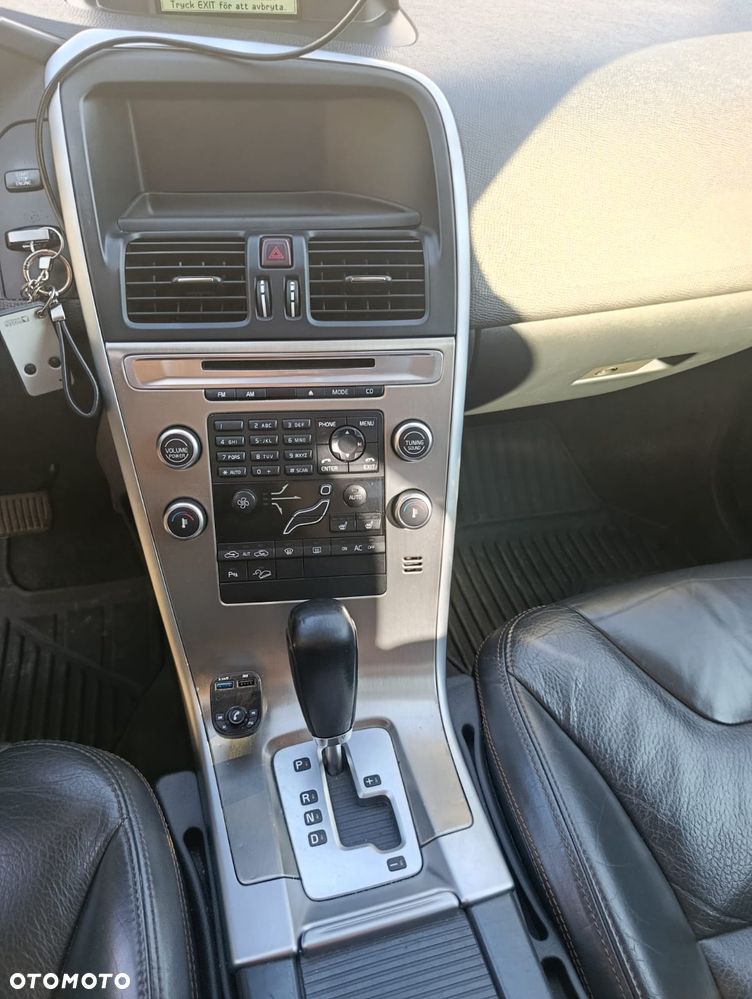 Volvo XC 60 2.4D AWD - 18