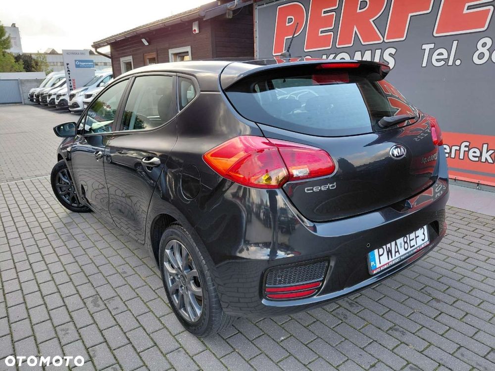 Kia Ceed - 6