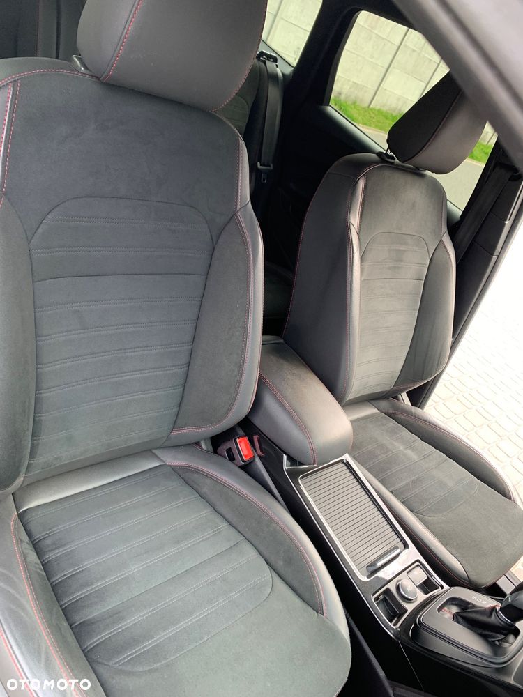 Ford Kuga - 8