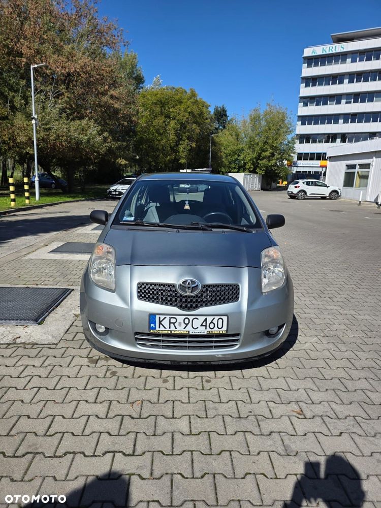 Toyota Yaris - 9