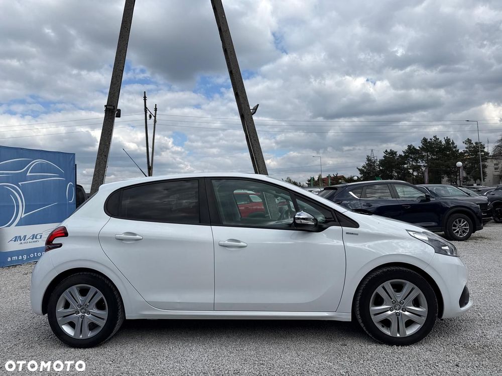Peugeot 208 PureTech 82 Start & Stop Style - 4