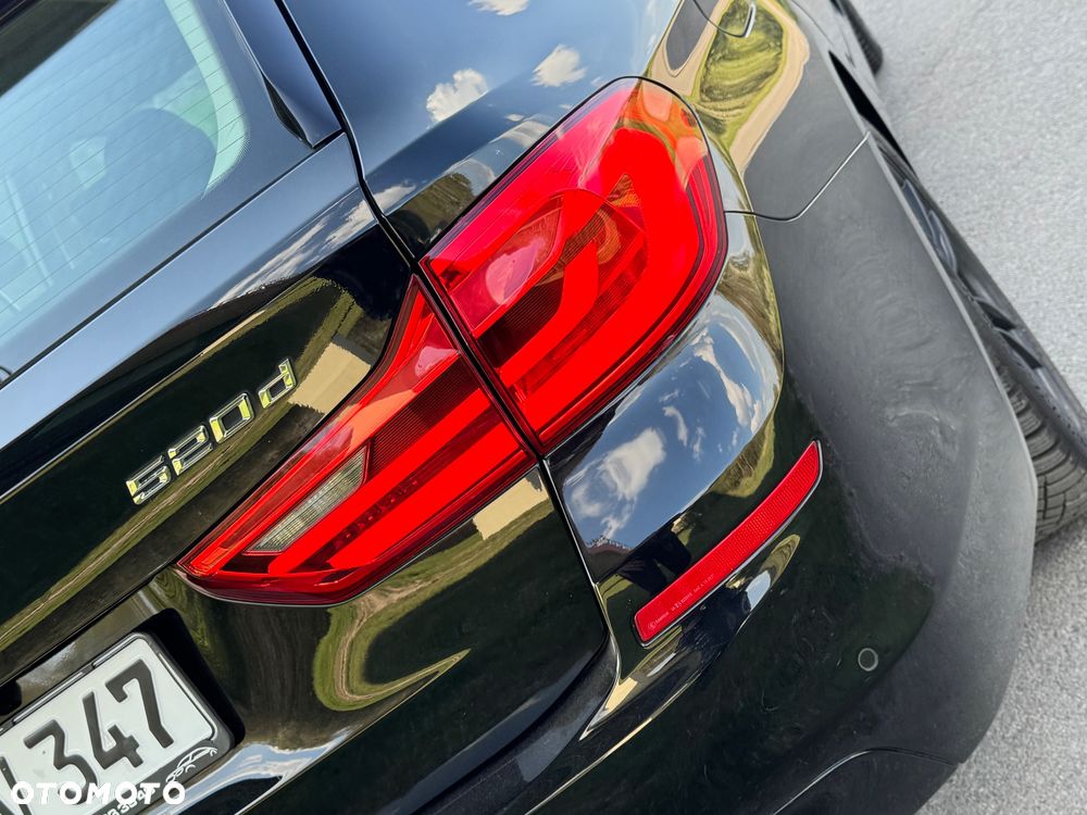 BMW Seria 5 - 12