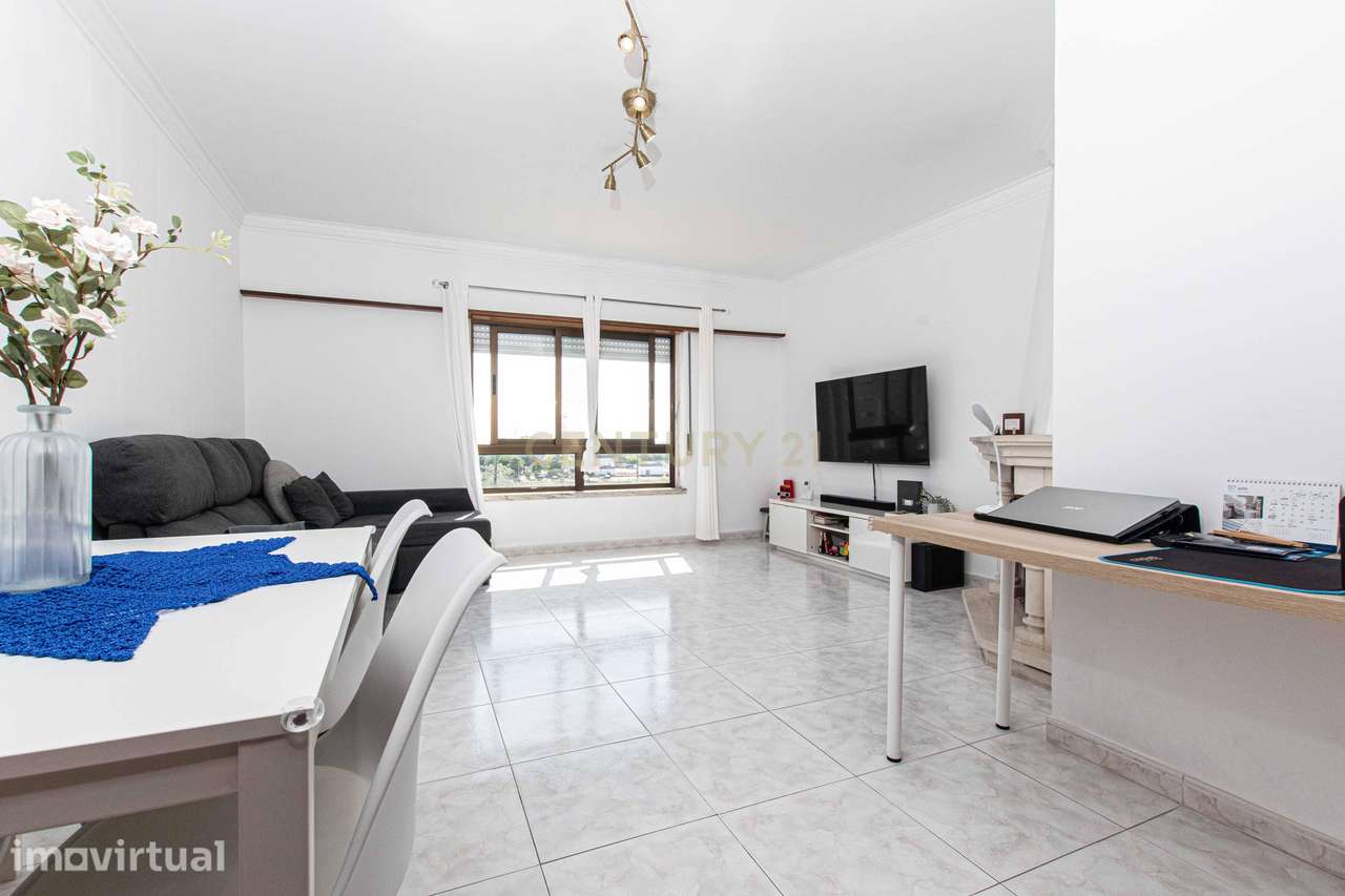 Apartamento T2 | Carregado - Grande imagem: 2/16