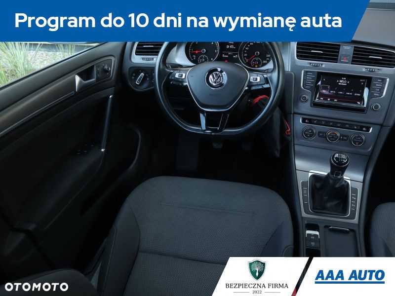 Volkswagen Golf Variant - 9