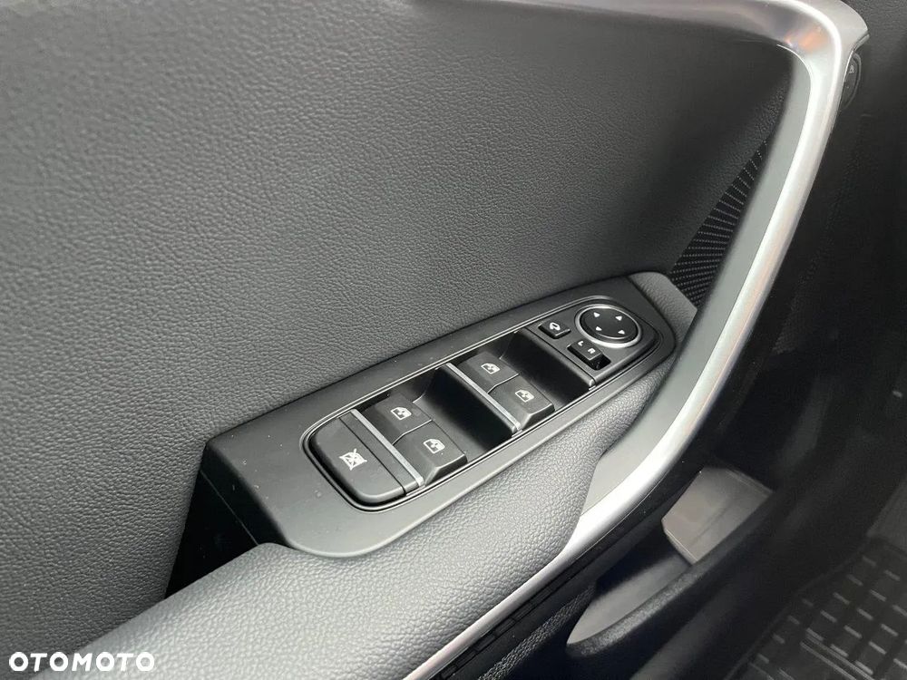 Kia XCeed 1.5 T-GDI Business Line DCT - 12