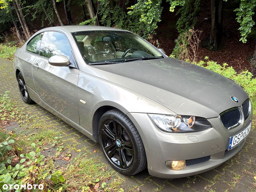 BMW Seria 3 320d DPF - 1