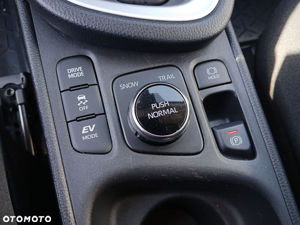 Toyota Yaris Cross Hybrid 1.5 Comfort 4x4 - 33