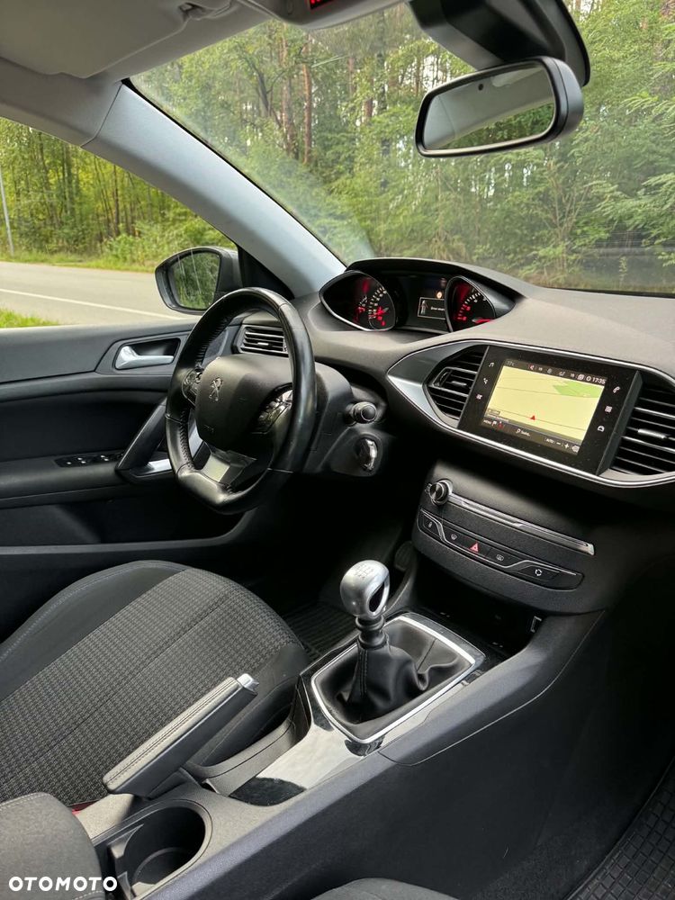 Peugeot 308 - 21