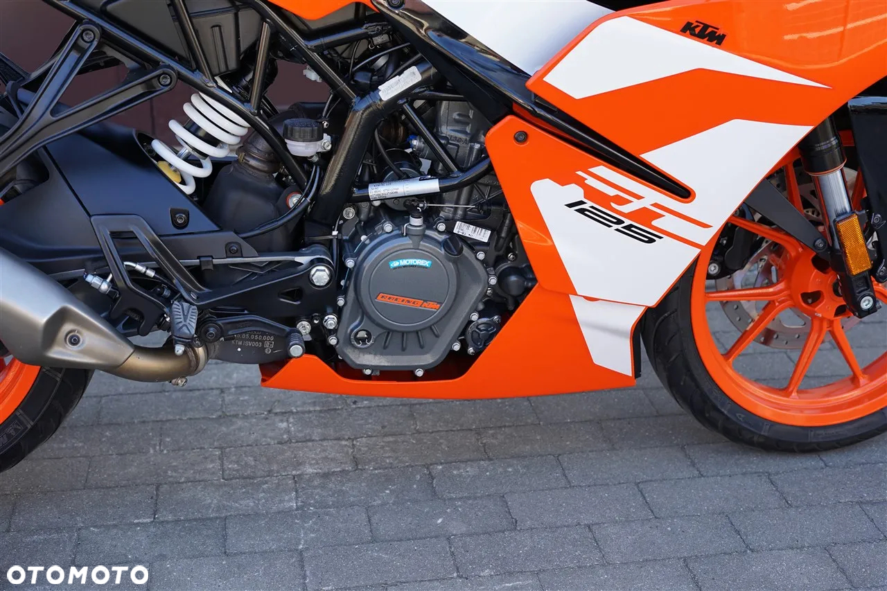 KTM RC 125 - 11