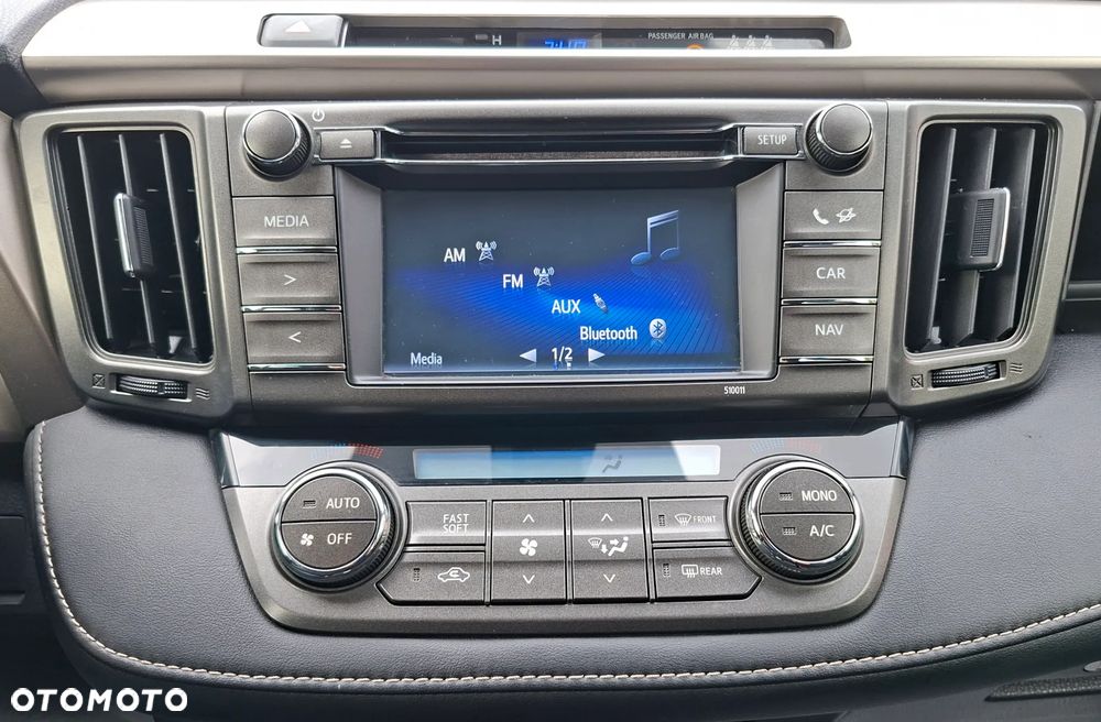 Toyota RAV4 - 23