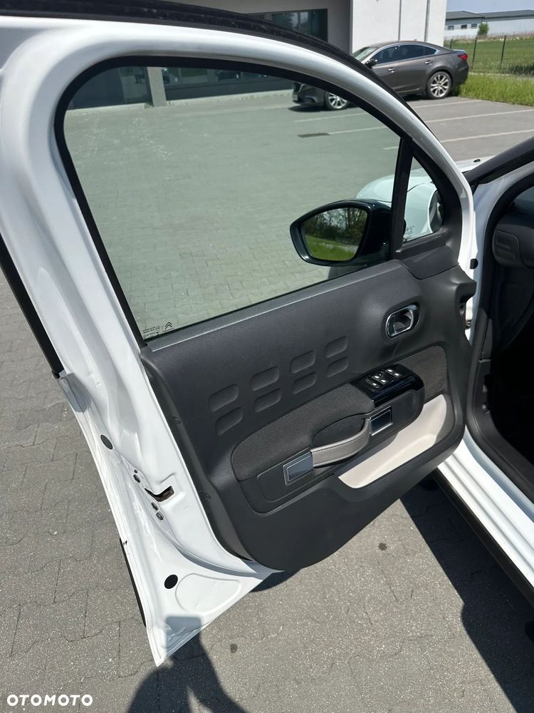 Citroën C3 1.2 PureTech Elle S&S EAT6 - 19