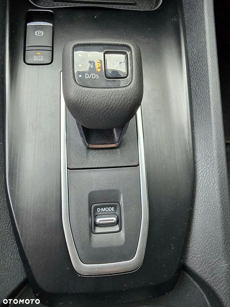 Nissan Qashqai 1.3 DIG-T Tekna DCT - 20