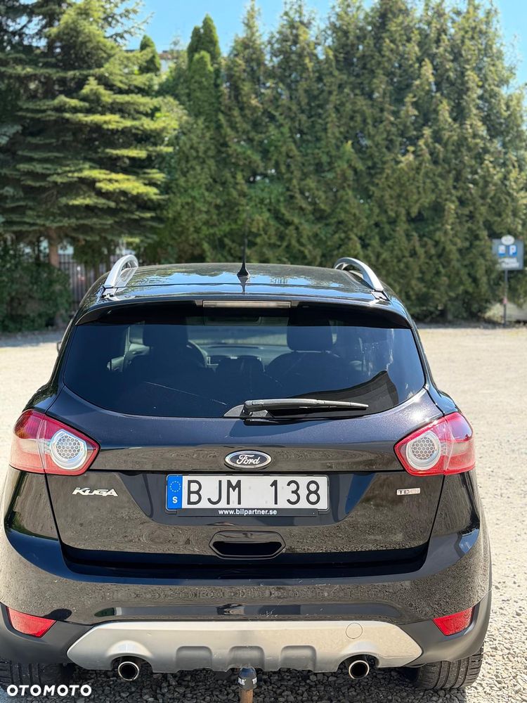 Ford Kuga 2.0 TDCi 2x4 Titanium - 14