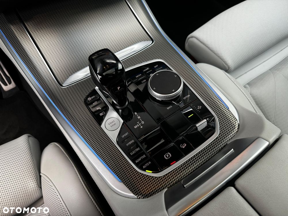 BMW X5 xDrive45e sport - 20