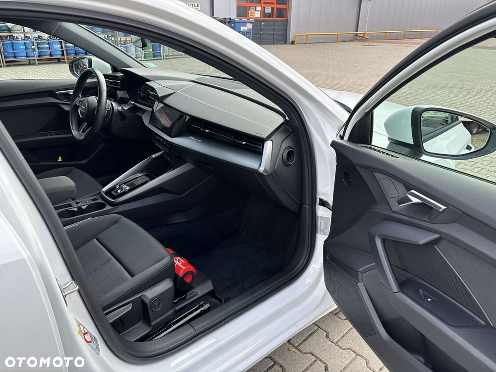 Audi A3 Sportback 1.5 TFSI S tronic - 16