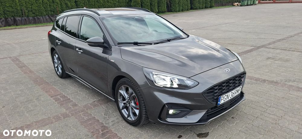 Ford Focus 2021 photo 2